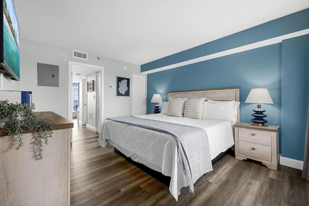 Direct Oceanfront- King Bedroom- Amazing Views/Pools/Hot Tubs/Beach Access/Golf Myrtle Beach Exterior photo