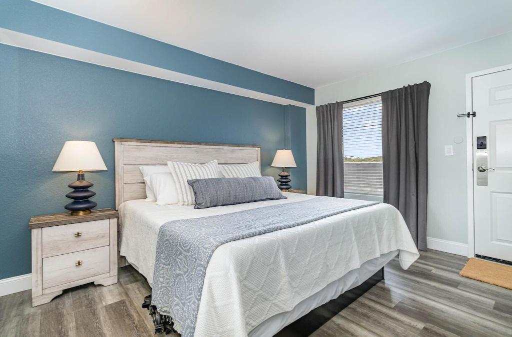 Direct Oceanfront- King Bedroom- Amazing Views/Pools/Hot Tubs/Beach Access/Golf Myrtle Beach Exterior photo